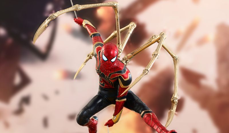 Iron Spider Hot Toy from Infinity War Revealed