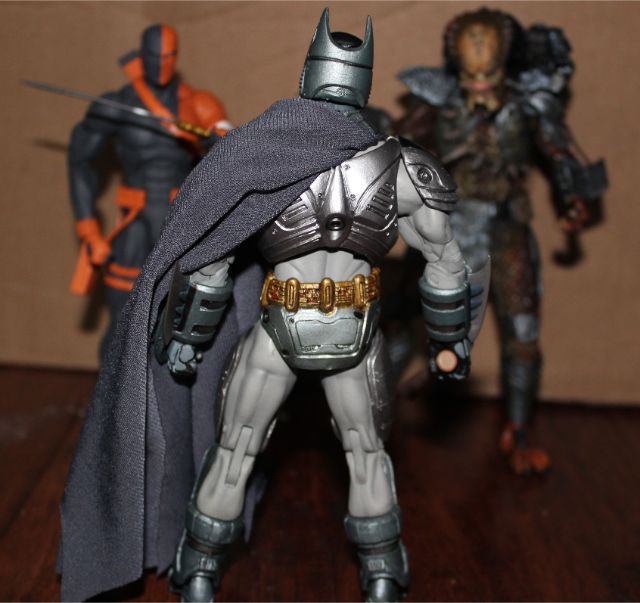 Review: Batman vs. Predator Convention-Exclusive Figure Set