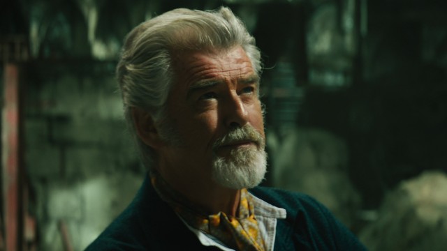 DiscussingFilm on X: First look at Pierce Brosnan as Dr. Fate in