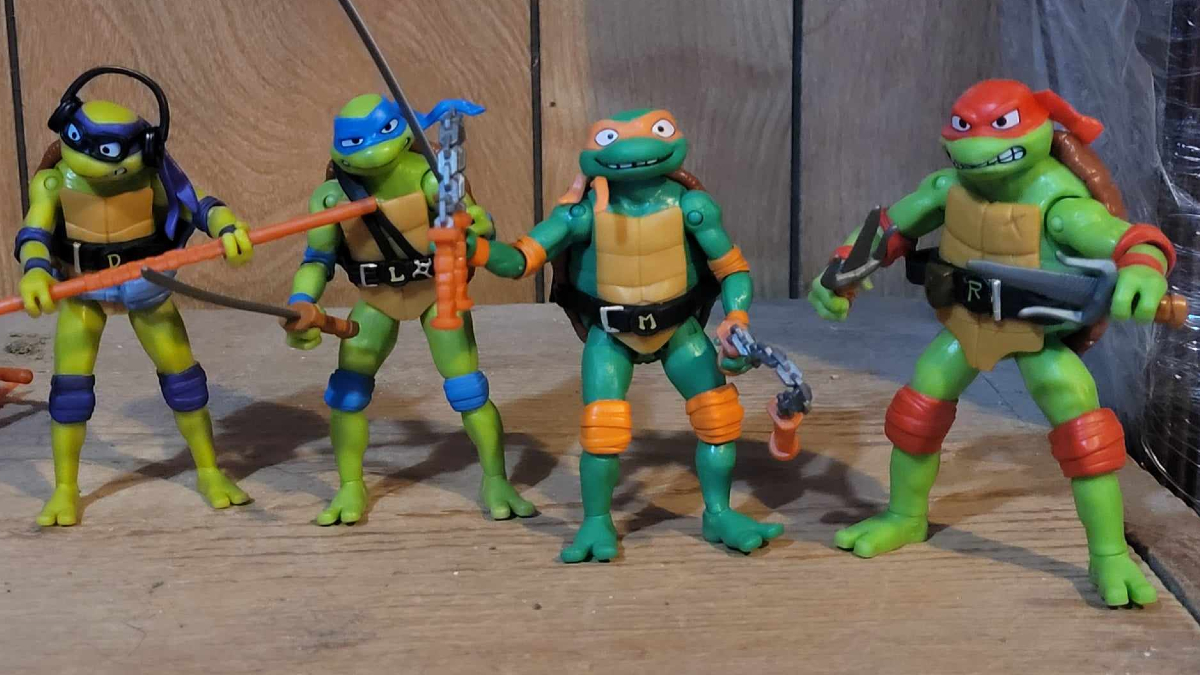 Playmates Toys: Teenage Mutant Ninja Turtles Mutant Mayhem Action Figures  First Look