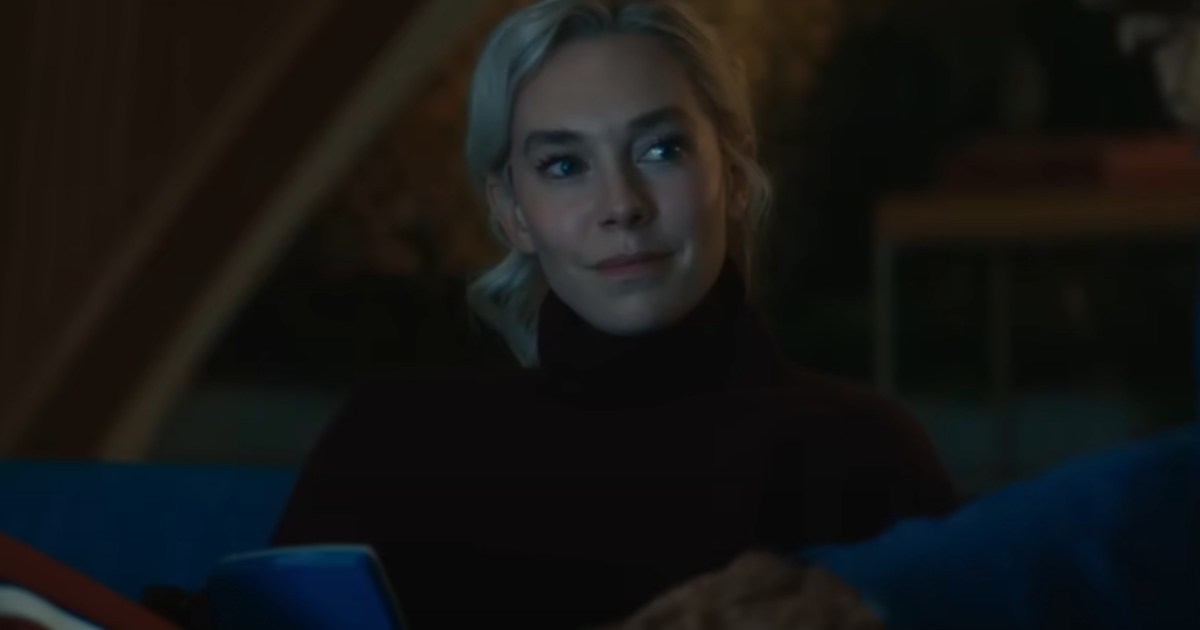 The Fantastic Four First Steps Teaser Sue Storm's Pregnancy Theory