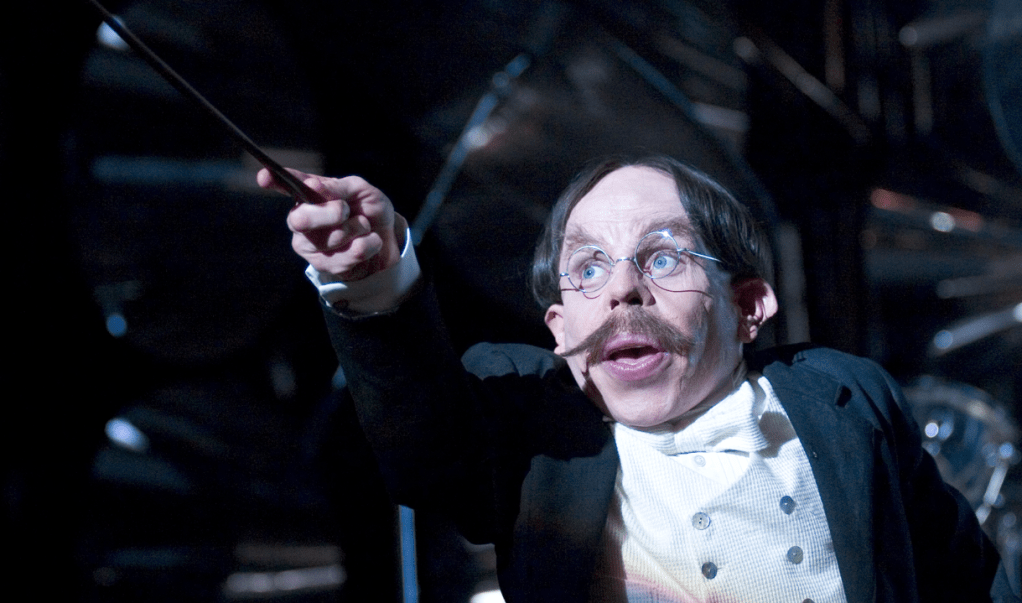 Harry Potter HBO Cast Adds 7, Including Warwick Davis
