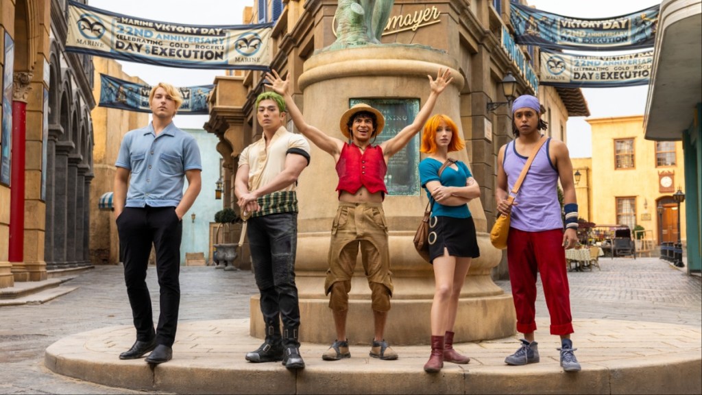 The Straw Hats pose in One Piece.