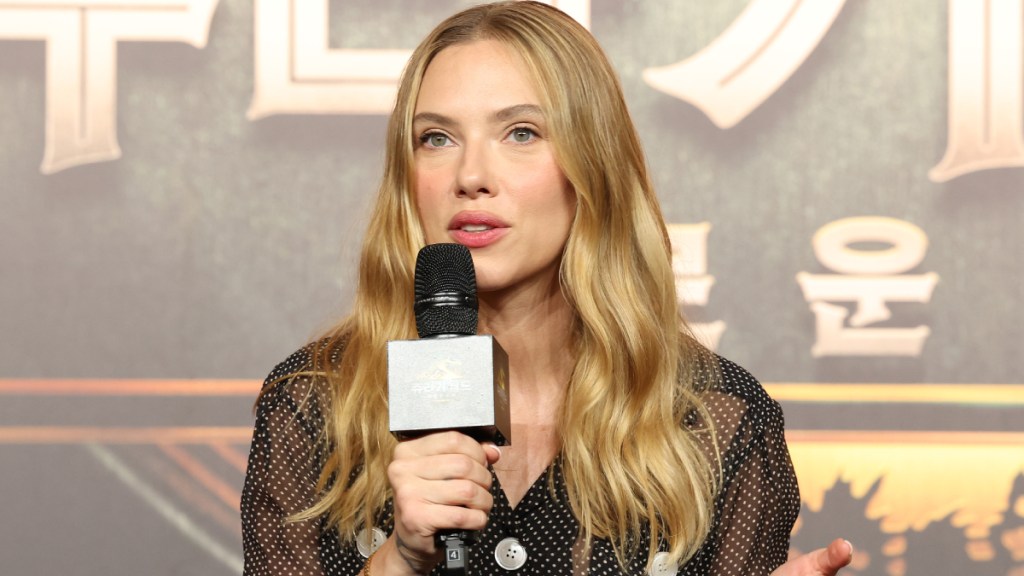 Scarlett Johansson Drops Out of 2 Movies Because of The Batman 2 Casting