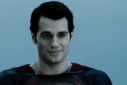 Henry Cavill's Glorious Superman Photos in Christopher Reeve's Suit Revealed