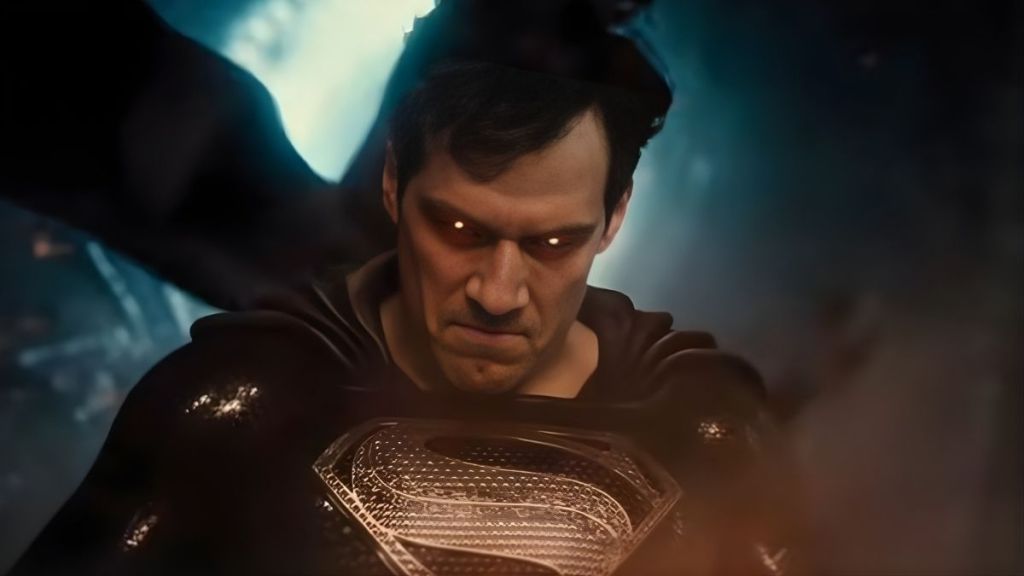 Henry Cavill DC Hero Returns in Unseen Zack Snyder's Justice League Photo