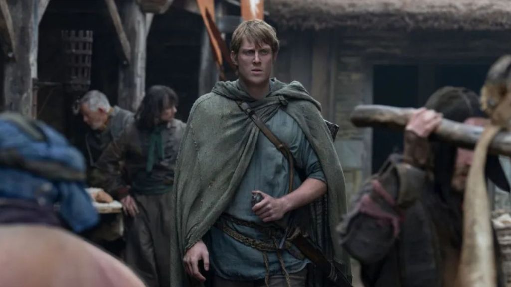 Game of Thrones Fans React To Dunk’s Ditry Dump Scene