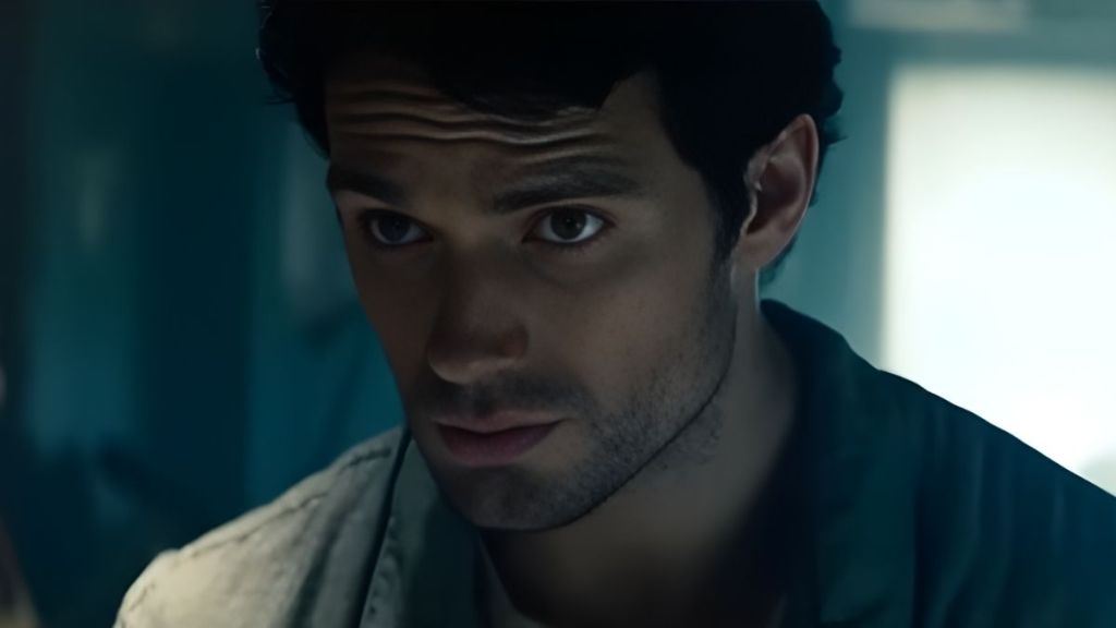 Henry Cavill's Raw Clark Kent Avatar Gets New Man of Steel Photo