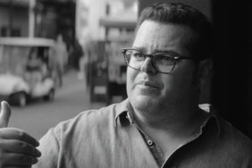 Josh Gad in Wonder Man Season 1