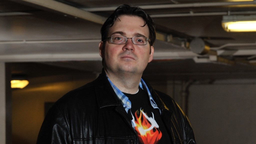 Brandon Sanderson's Popular Fantasy Books To Get Film & TV Adaptations