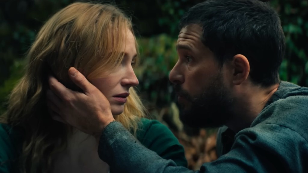 GOT's Kit Harington & Sophie Turner Gag After Kissing in New Movie Video