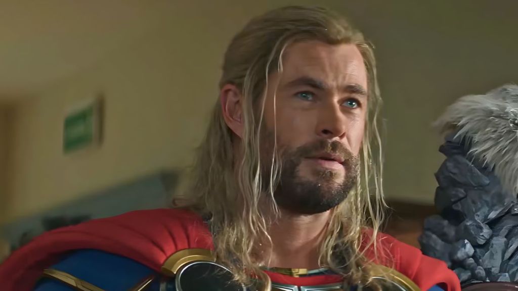 Thor vs Wanda Chris Hemsworth