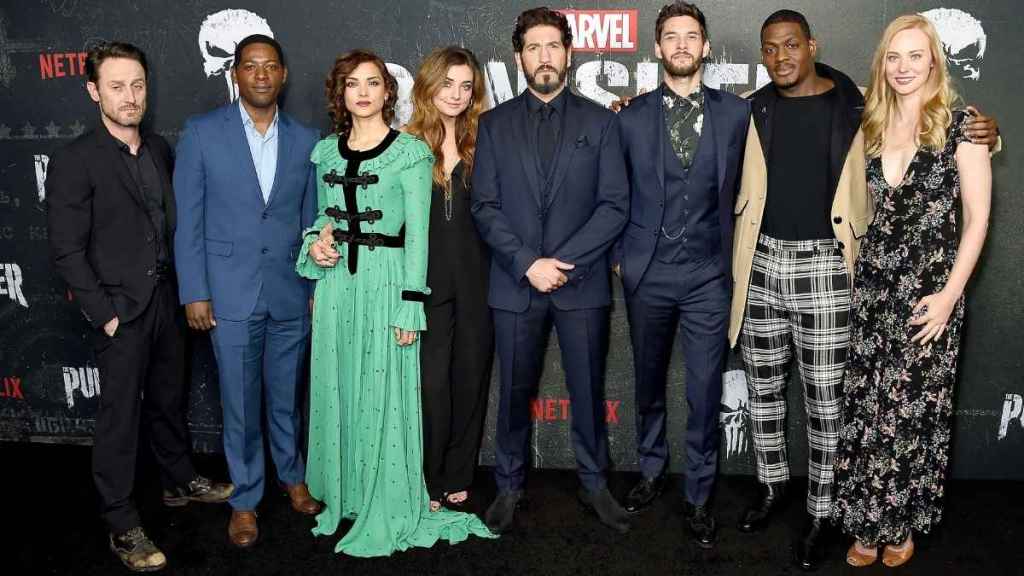 Another Marvel Netflix Actor Fuels Return Speculation With New Photo