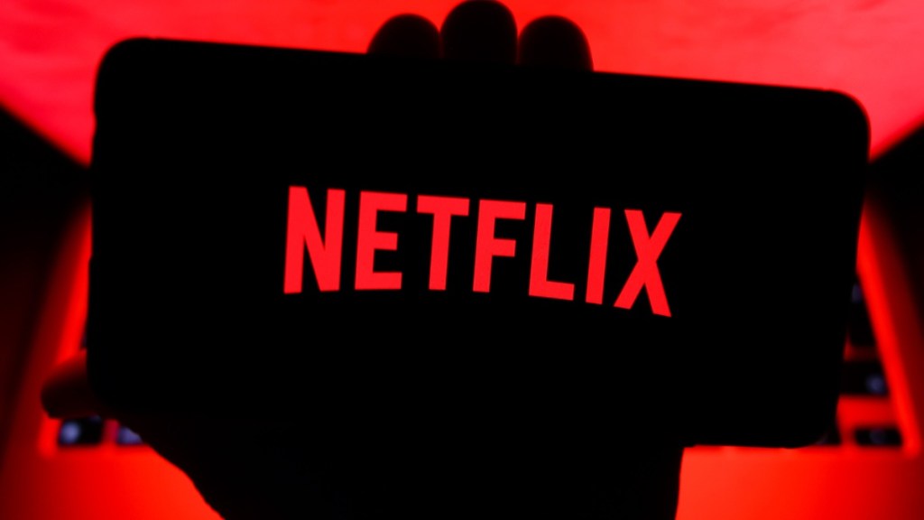 Netflix sci-fi District 9 leaving