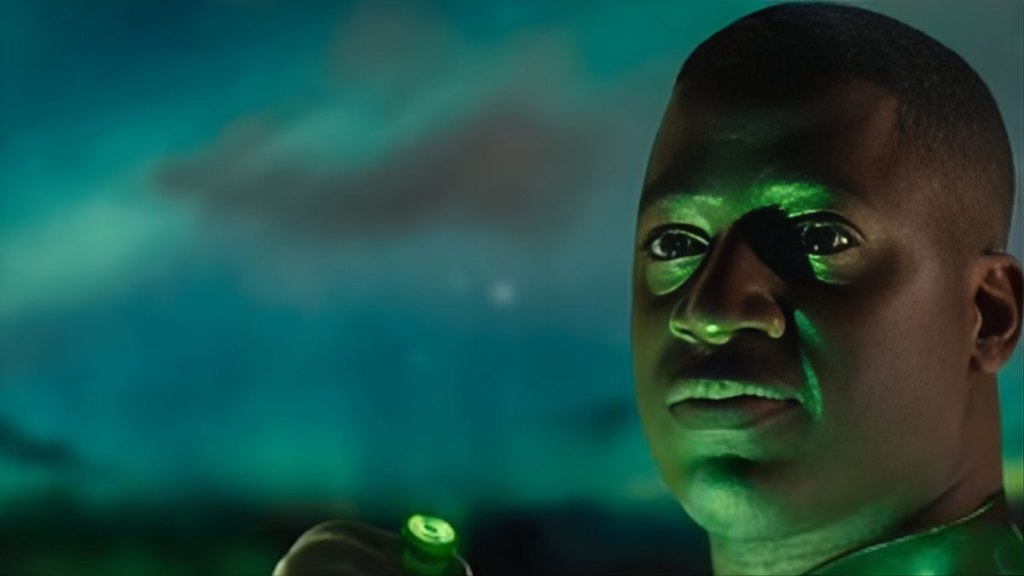 Justice League’s Cut Green Lantern Gets New Photo Ahead of Man of Tomorrow News