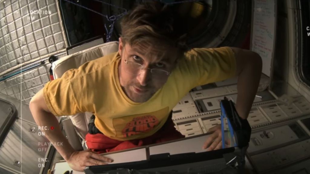 Project Hail Mary Writer Says New Star Trek Is ‘S---’ Amid Latest Cancellation