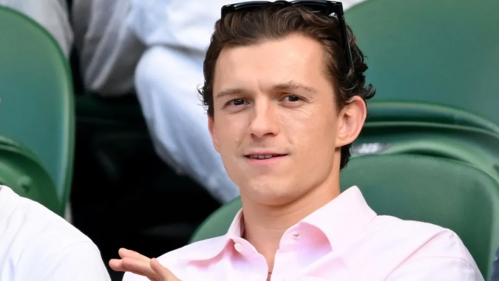 Tom Holland Talks Matt Damon's 'Words of Wisdom' on The Odyssey Set