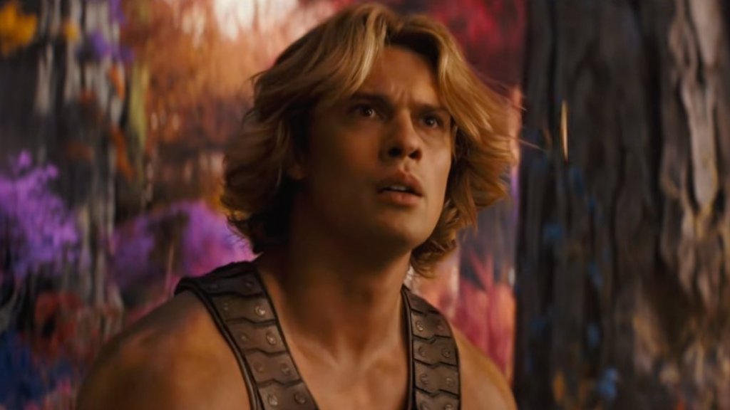 Masters of the Universe Trailer Gives Final Look at He-Man & Skeletor