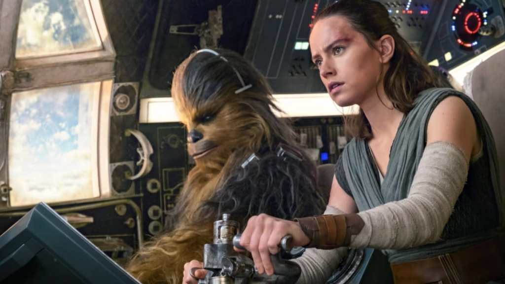 Rey drives a ship in Star Wars: The Last Jedi.