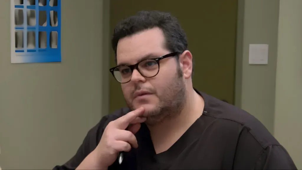 Josh Gad