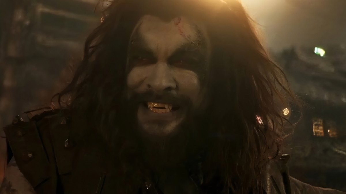 Supergirl: Lobo Gets New Photo, Director Talks Traumatized ...