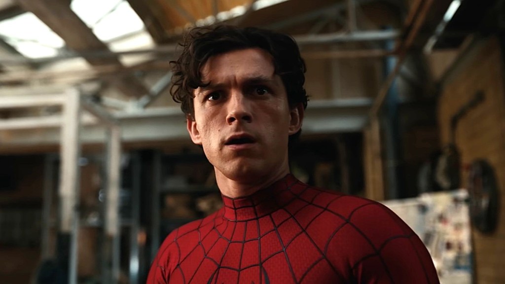 Tom Holland’s New Spider-Man Fight Clip Has Fans Making Andrew Garfield Comparisons