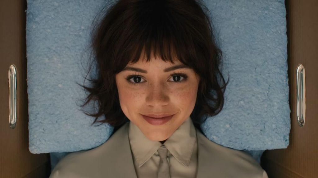 Jenna Ortega & Glen Powell Delay New Sci-Fi Movie's Release Date by Nearly a Year