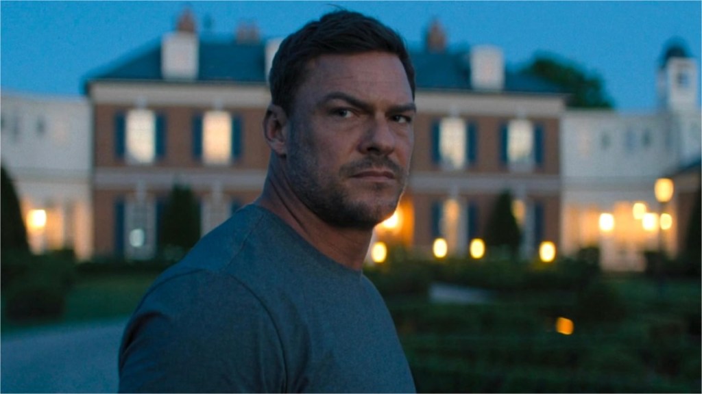 Alan Ritchson’s Latest Batman Response Is Both Good & Bad News