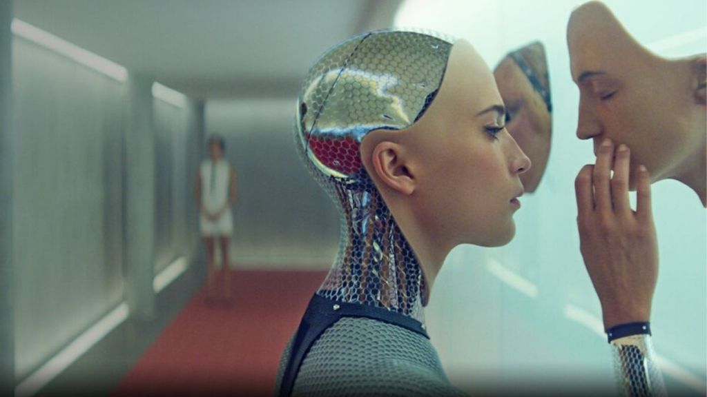 Oscar Isaac & Alicia Vikander's Oscar-Winning Sci-Fi Classic Hits Hulu Today