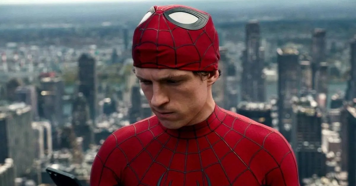 Tom Holland’s Spider-Man Bathhouse Scene With [Spoiler] Left Him ‘Really Grumpy’