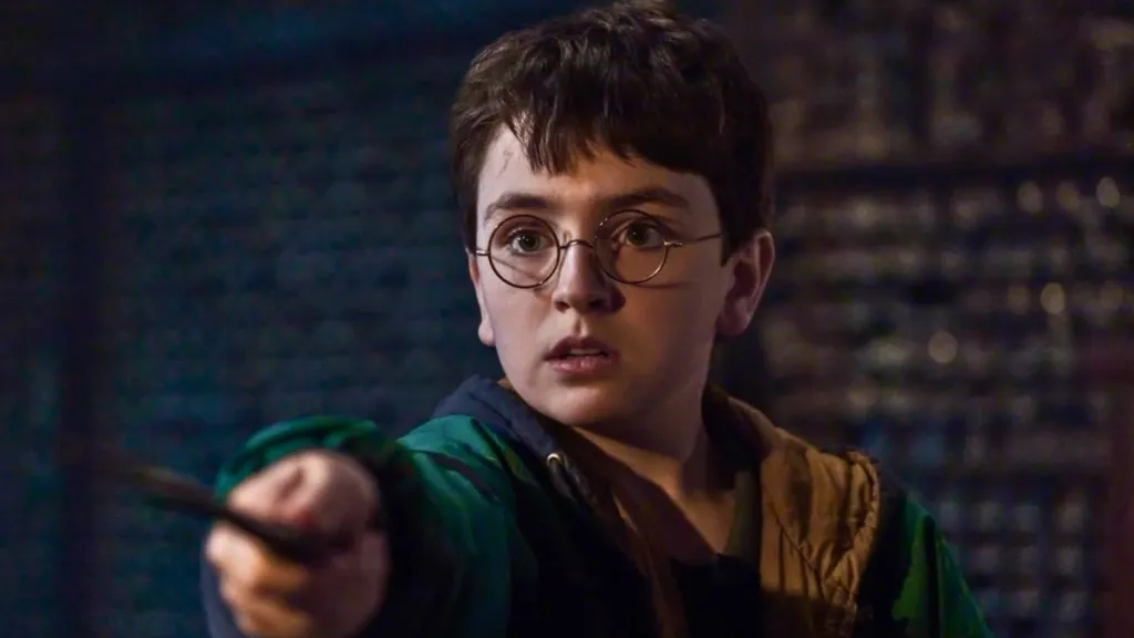 Harry Potter Trailer Offers First Look at New Professor Quirrell, Fans Have Mixed Feelings