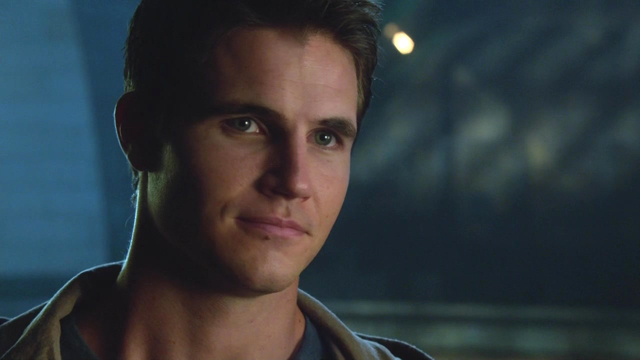 Robbie Amell, 30