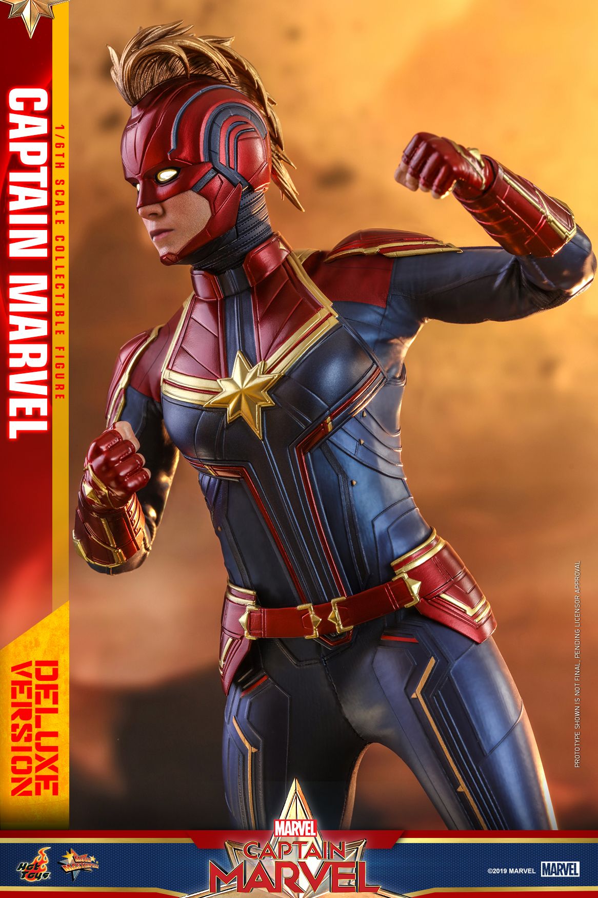 Hot Toys Captain Marvel Captain Marvel Collectible Figure Deluxe_pr13