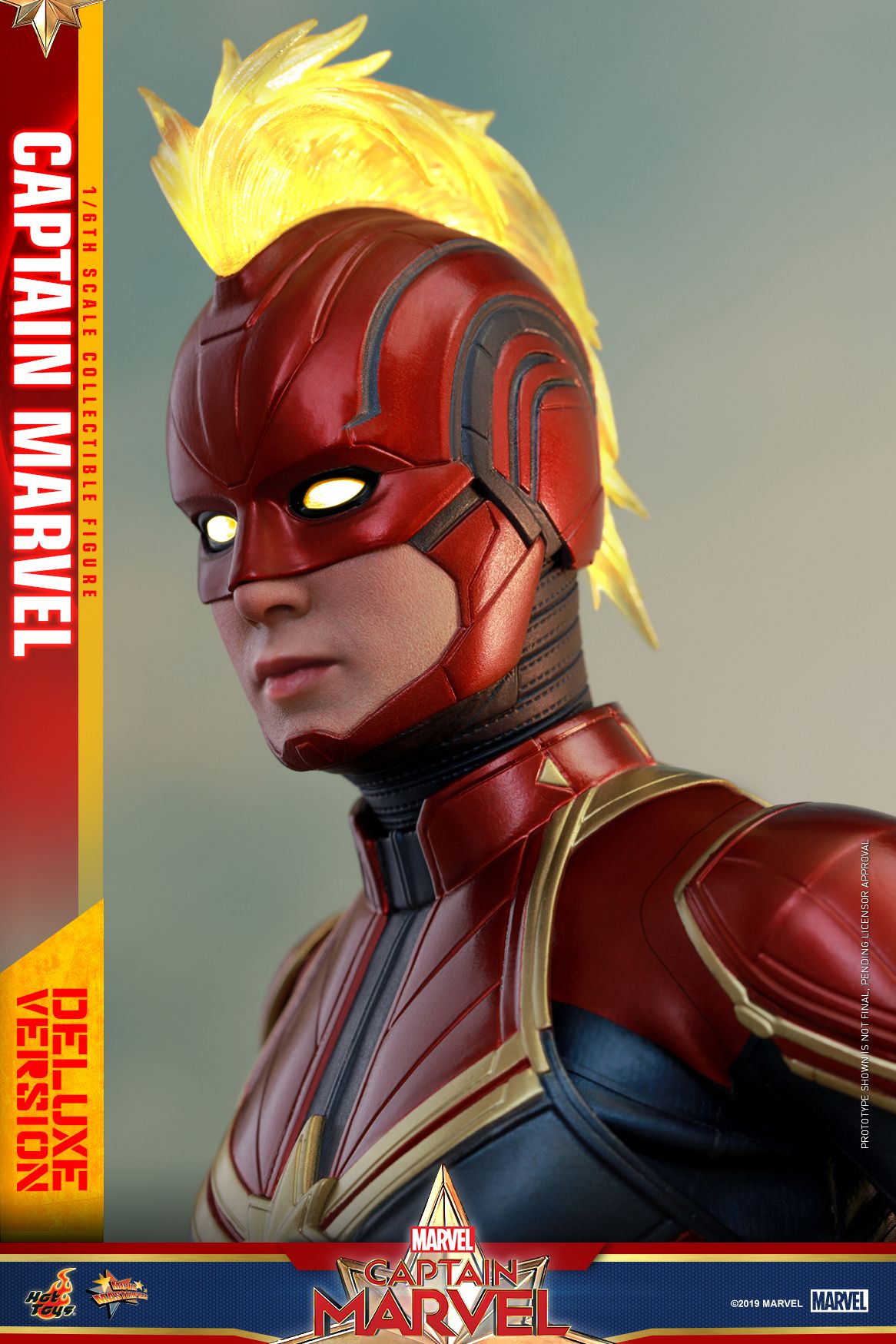 Hot Toys Captain Marvel Captain Marvel Collectible Figure Deluxe_pr14
