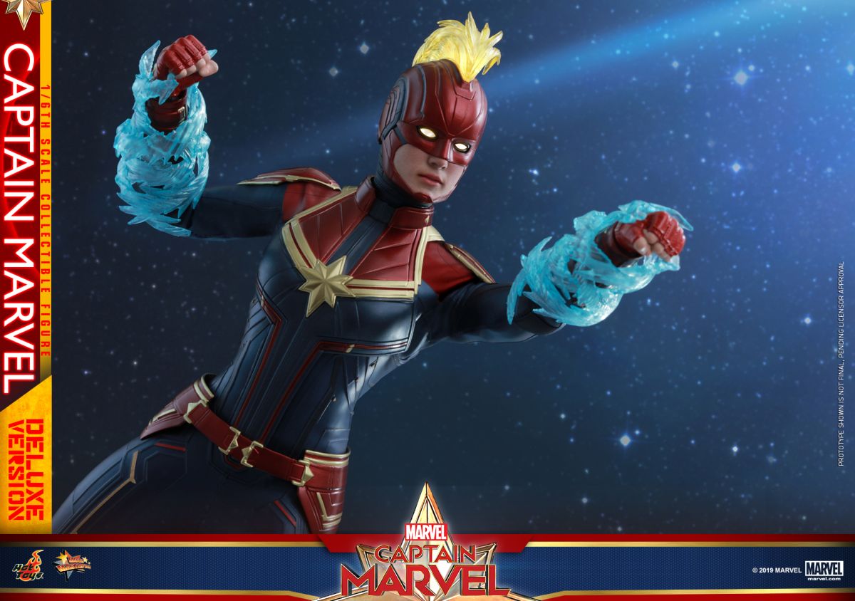 Hot Toys Captain Marvel Captain Marvel Collectible Figure Deluxe_pr17