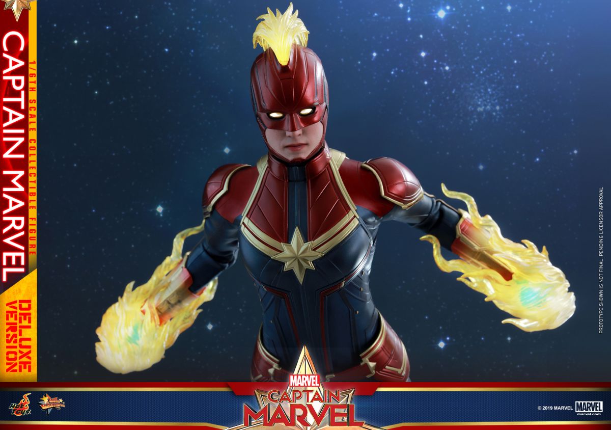 Hot Toys Captain Marvel Captain Marvel Collectible Figure Deluxe_pr19