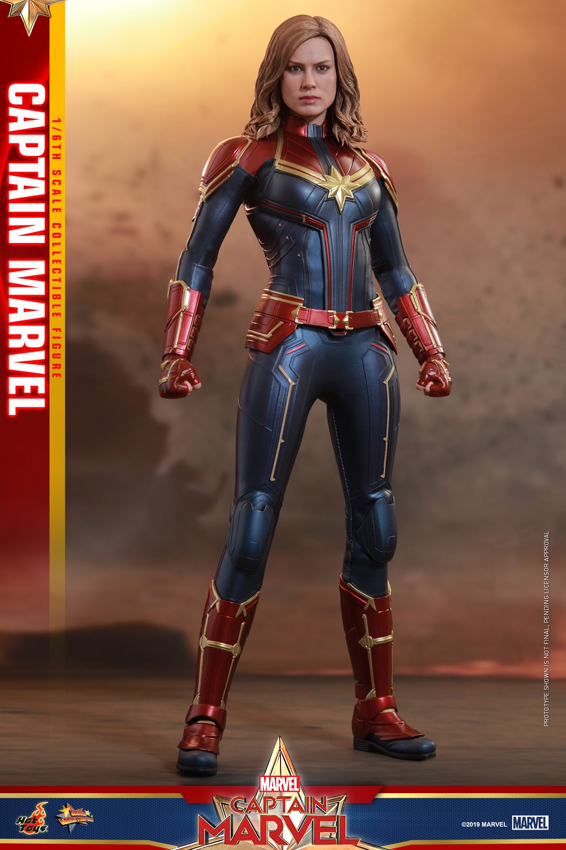 Hot Toys Captain Marvel Captain Marvel Collectible Figure_pr1