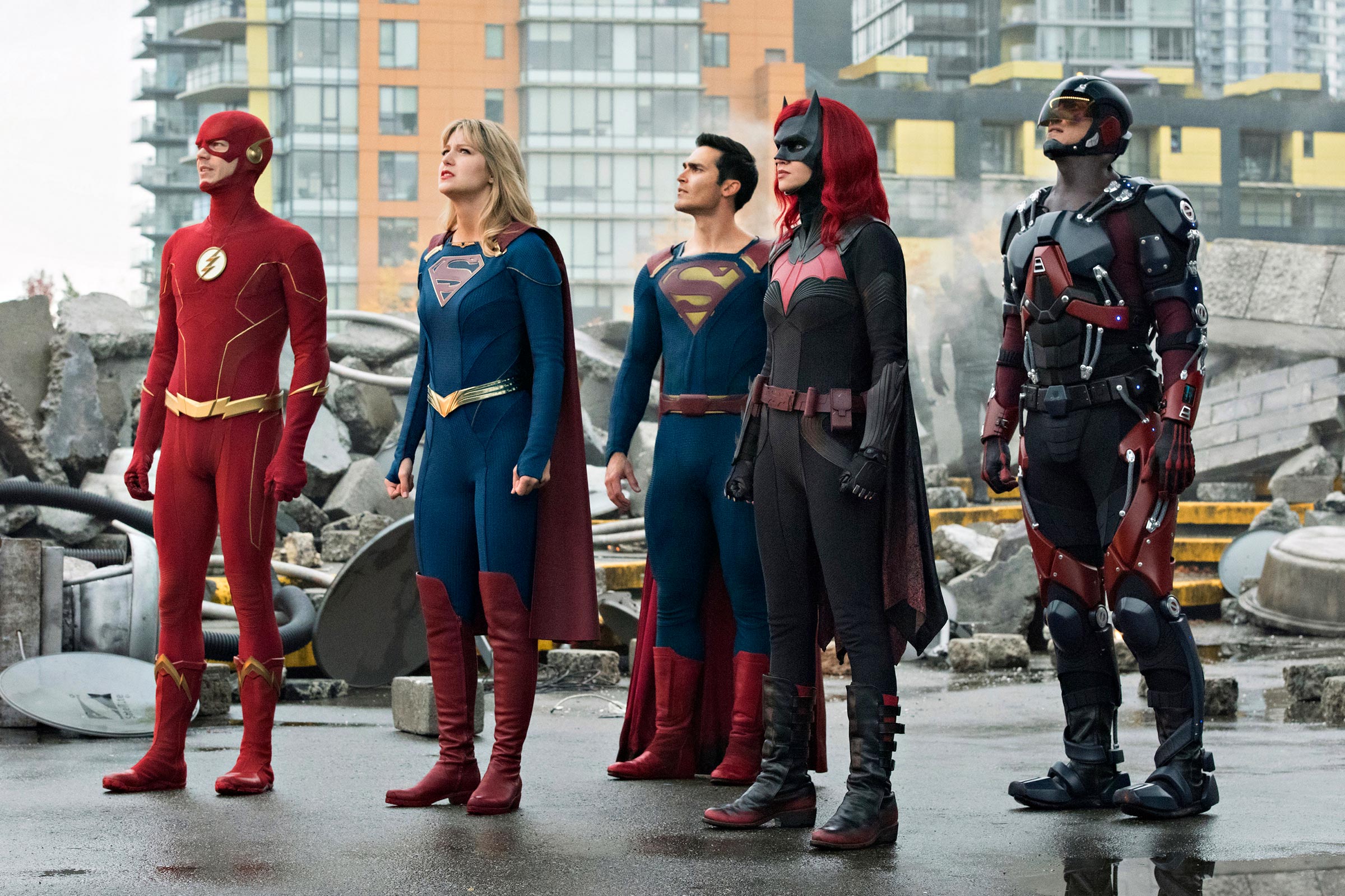 The Flash, Supergirl, Superman, Batwoman, & The Atom