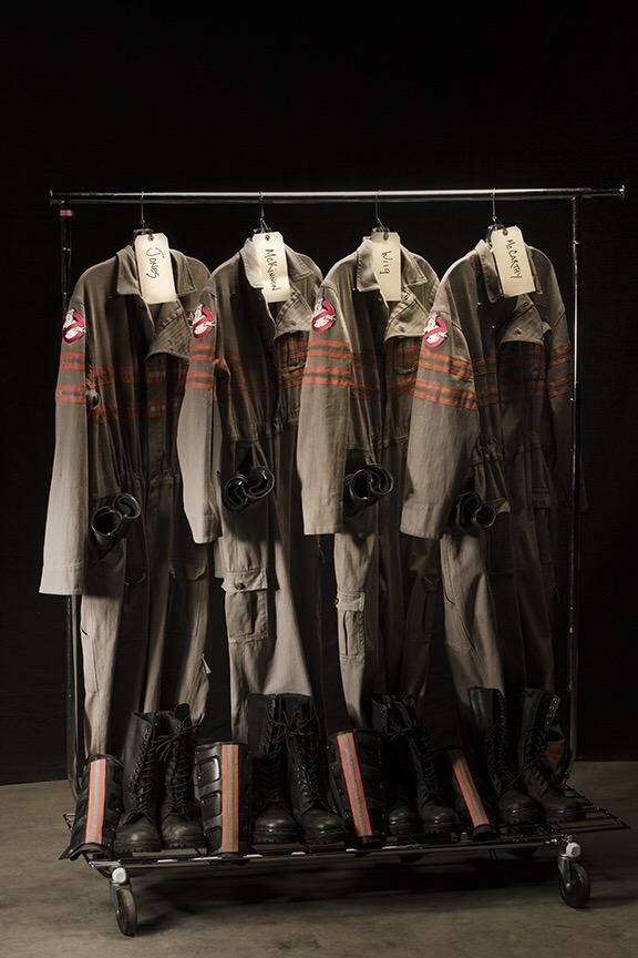 Ghostbusters (2016) uniforms