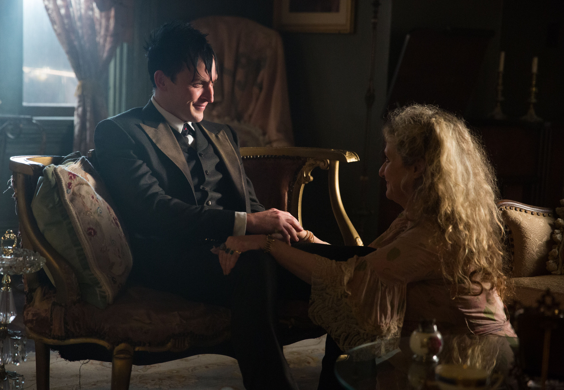 GOTHAM: Oswald Cobblepot (Robin Lord Taylor, L) returns home to his mother (guest star Carol Kane, R) in the "Spirit of The Goat" episode of GOTHAM airing Monday, Oct. 27 (8:00-9:00 PM ET/PT) on FOX. Â©2014 Fox Broadcasting Co. Cr: Jessica Miglio/FOX