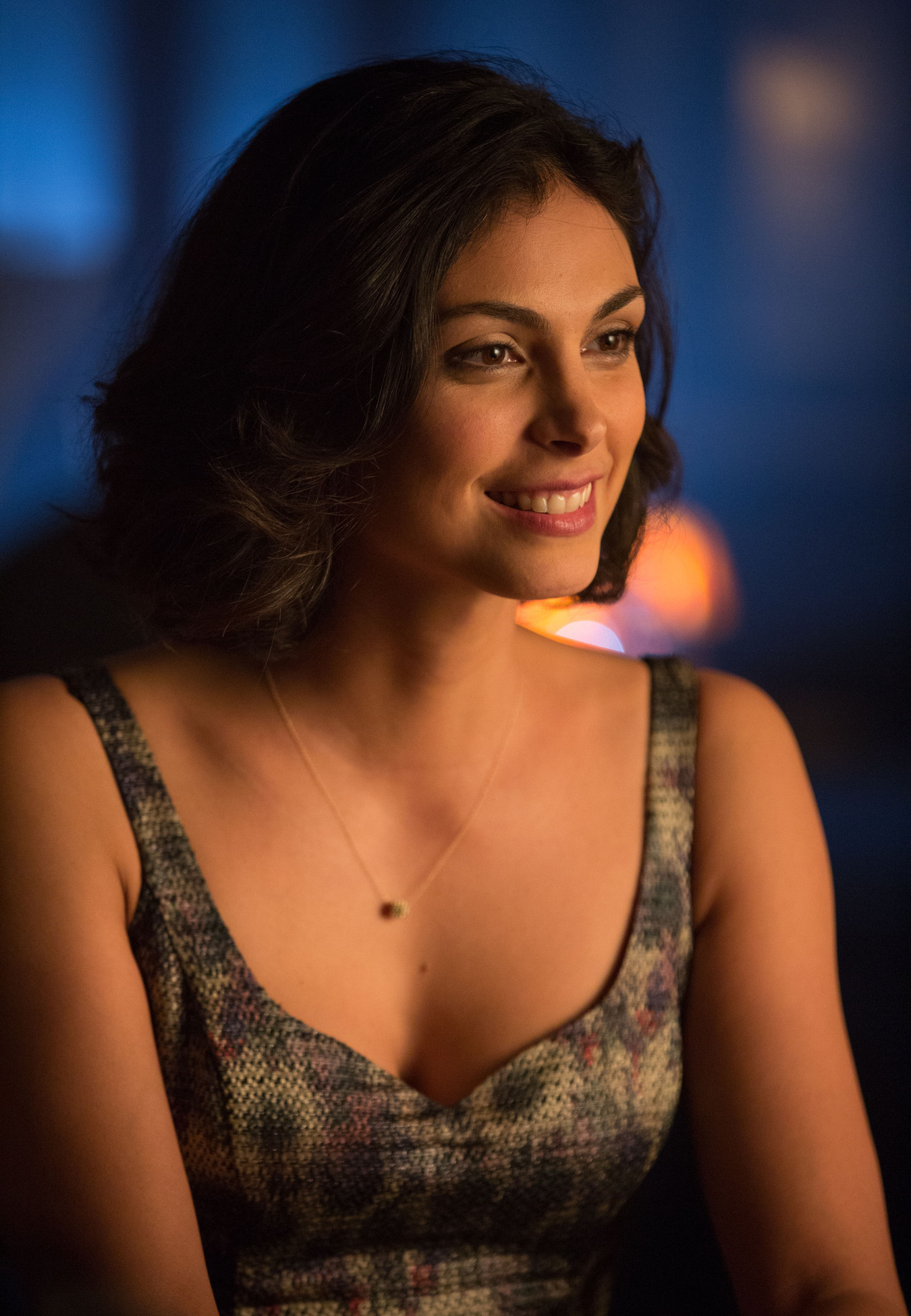 GOTHAM: Morena Baccarin guest-stars as Dr. Leslie Thompkins in the "The Fearsome Dr. Crane" episode of GOTHAM airing Monday, Feb. 2 (8:00-9:00 PM ET/PT) on FOX. Â©2015 Fox Broadcasting Co. Cr: Jessica Miglio/FOX