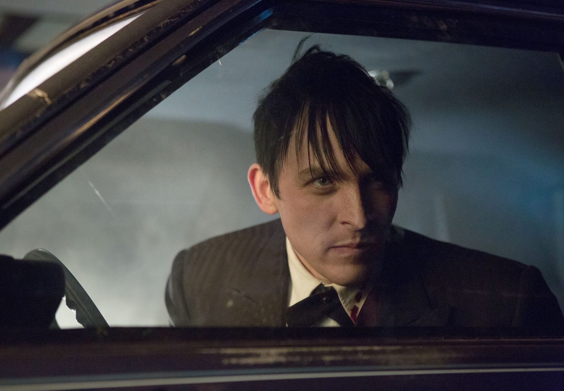 GOTHAM: Oswald Cobblepot (Robin Lord Taylor) uses his powers of persuasion to get out of a tight spot in the "The Fearsome Dr. Crane" episode of GOTHAM airing Monday, Feb. 2 (8:00-9:00 PM ET/PT) on FOX. Â©2015 Fox Broadcasting Co. Cr: Jessica Miglio/FOX