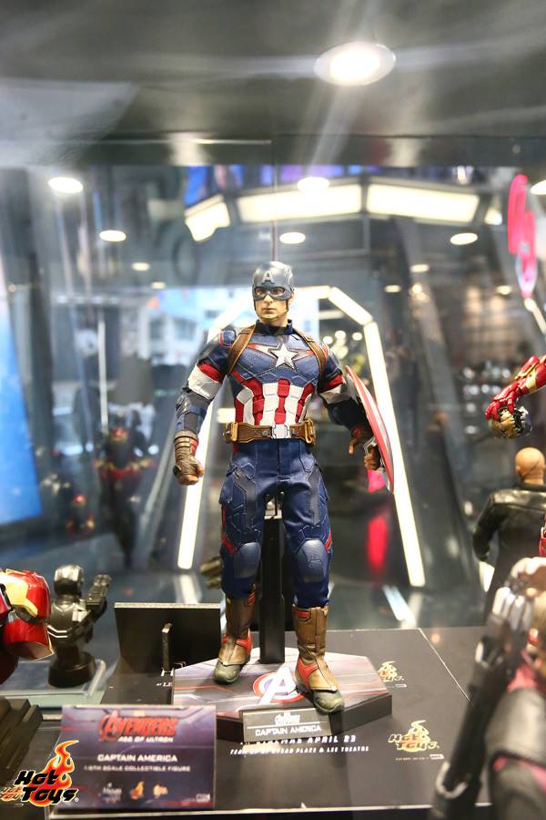 Hot Toys Avengers: Age of Ultron Captain America