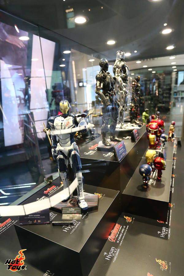 Hot Toys Avengers: Age of Ultron Exhibition