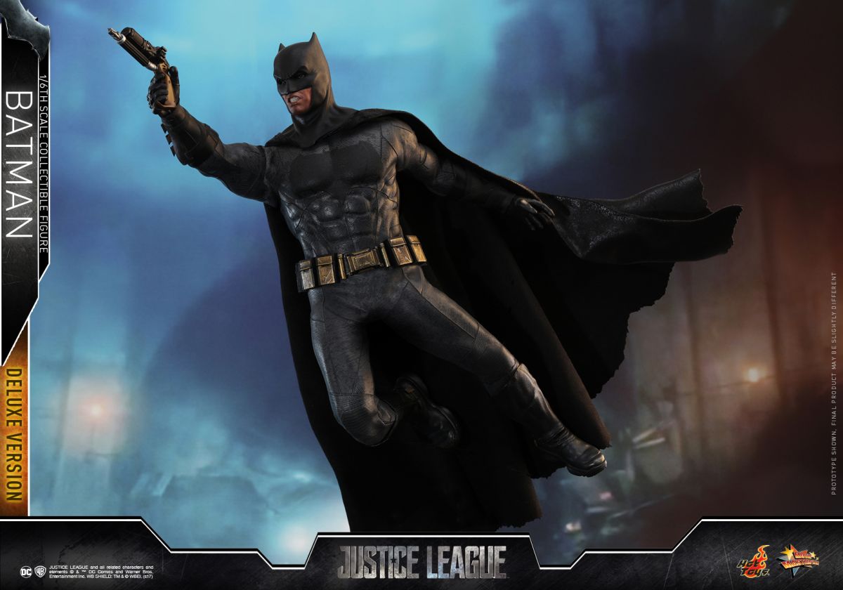 Justice League Batman Hot Toy (Deluxe)