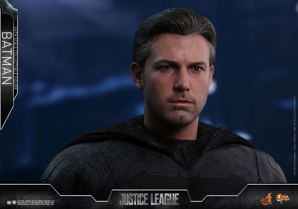 Justice League Batman Hot Toy