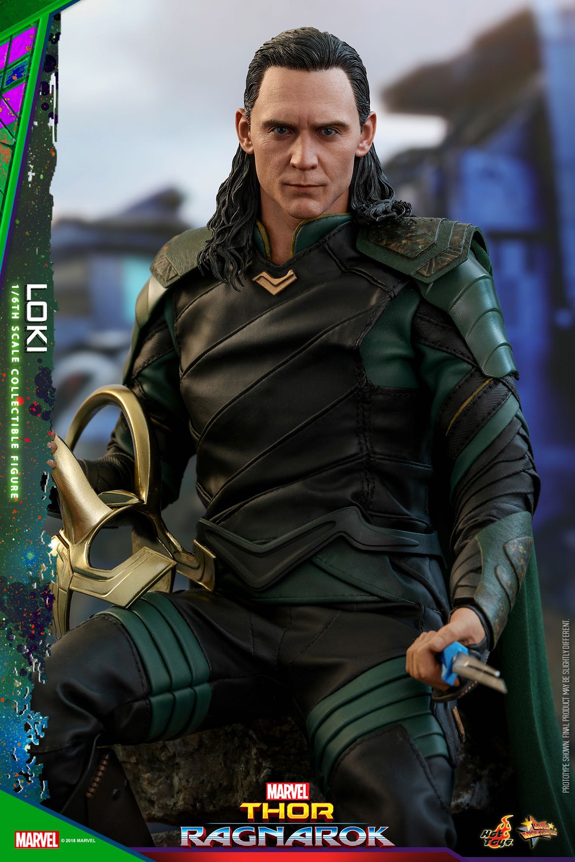 Hot Toys Thor 3 Loki Collectible Figure_pr5