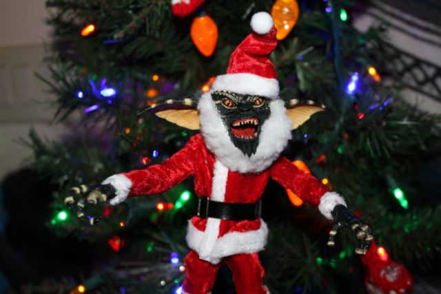 Toy Review: NECA Christmas Gremlin - Ultimate Santa Stripe