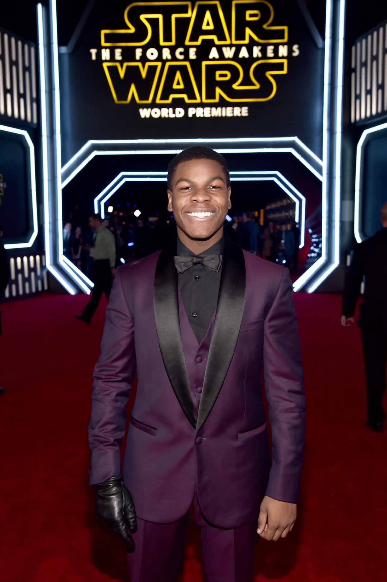 HOLLYWOOD, CA - DECEMBER 14:  Actor John Boyega attends the World Premiere of ?Star Wars: The Force Awakens? at the Dolby, El Capitan, and TCL Theatres on December 14, 2015 in Hollywood, California.  (Photo by Alberto E. Rodriguez/Getty Images for Disney) *** Local Caption *** John Boyega