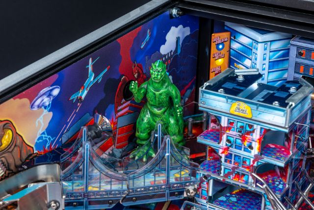 Godzilla Limited Edition Cabinet 15